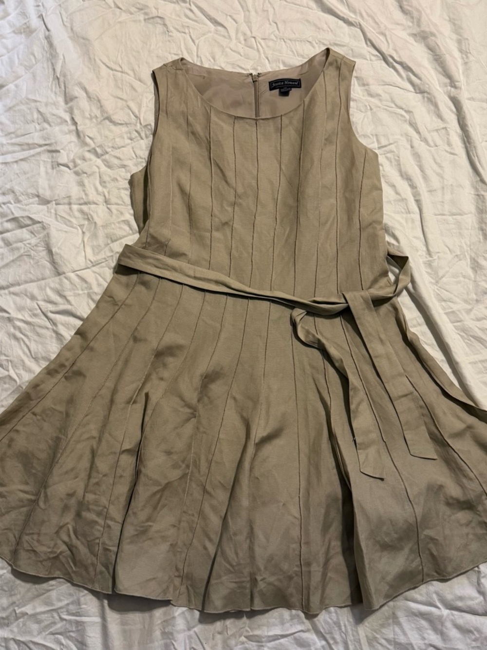 Jessica Howard Sleeveless Pleated Mini Dress in Taupe
